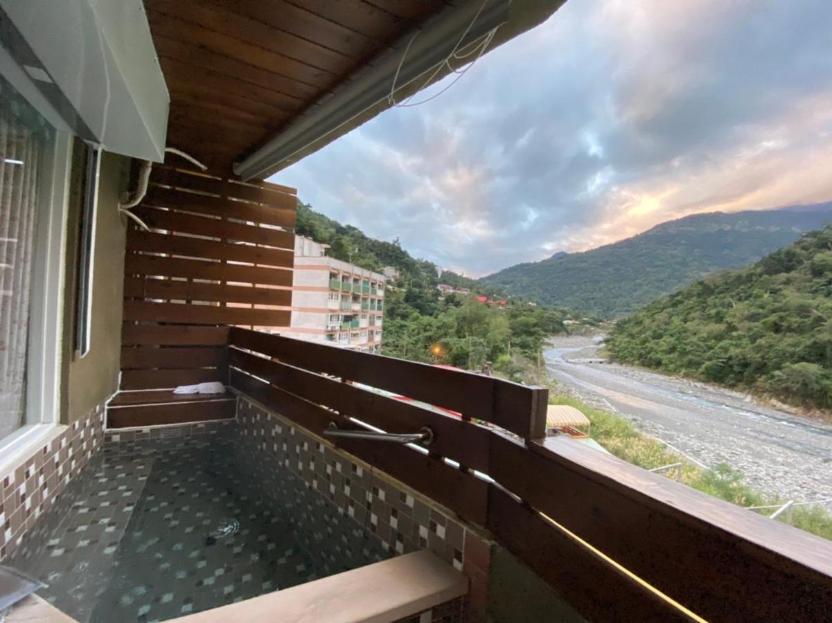 Cheng-Ping Hot Spring Inn Wenquan Ngoại thất bức ảnh